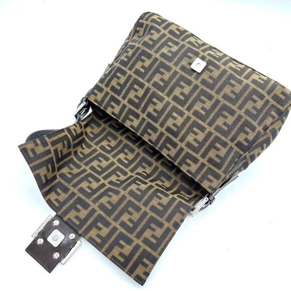 Authentic FENDI Mamma Zucca Bucket Baguette Tan Tobacco Flap Bag Purse Shoulder - Picture 12 of 15